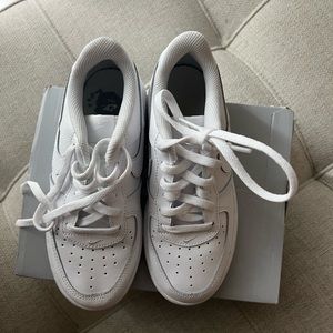 Nike Air Forces. Size 1Y . Boy sneaker.